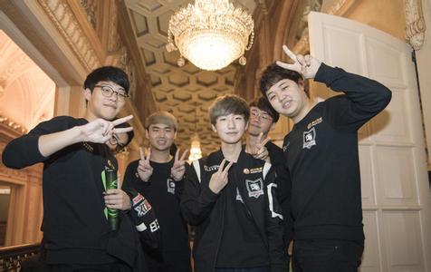 功使其具备 功使其具备